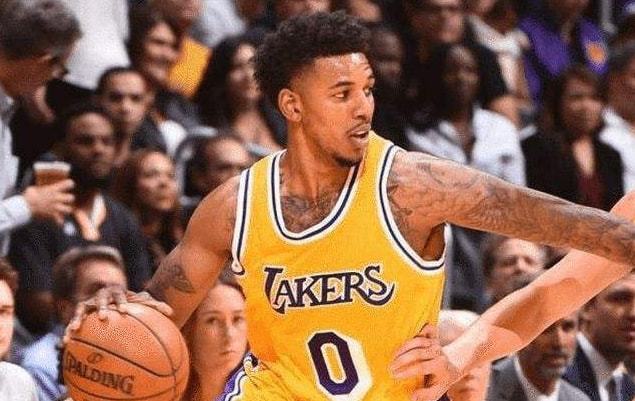 靠近半空间 靠近半空间