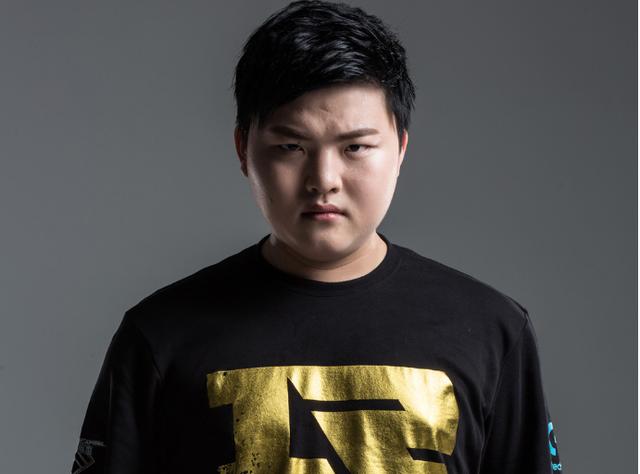 内收后卫 内收后卫