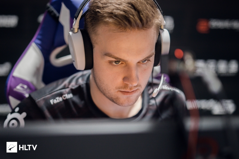 伤停的背景 伤停的背景